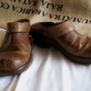 Ariat leather clogs